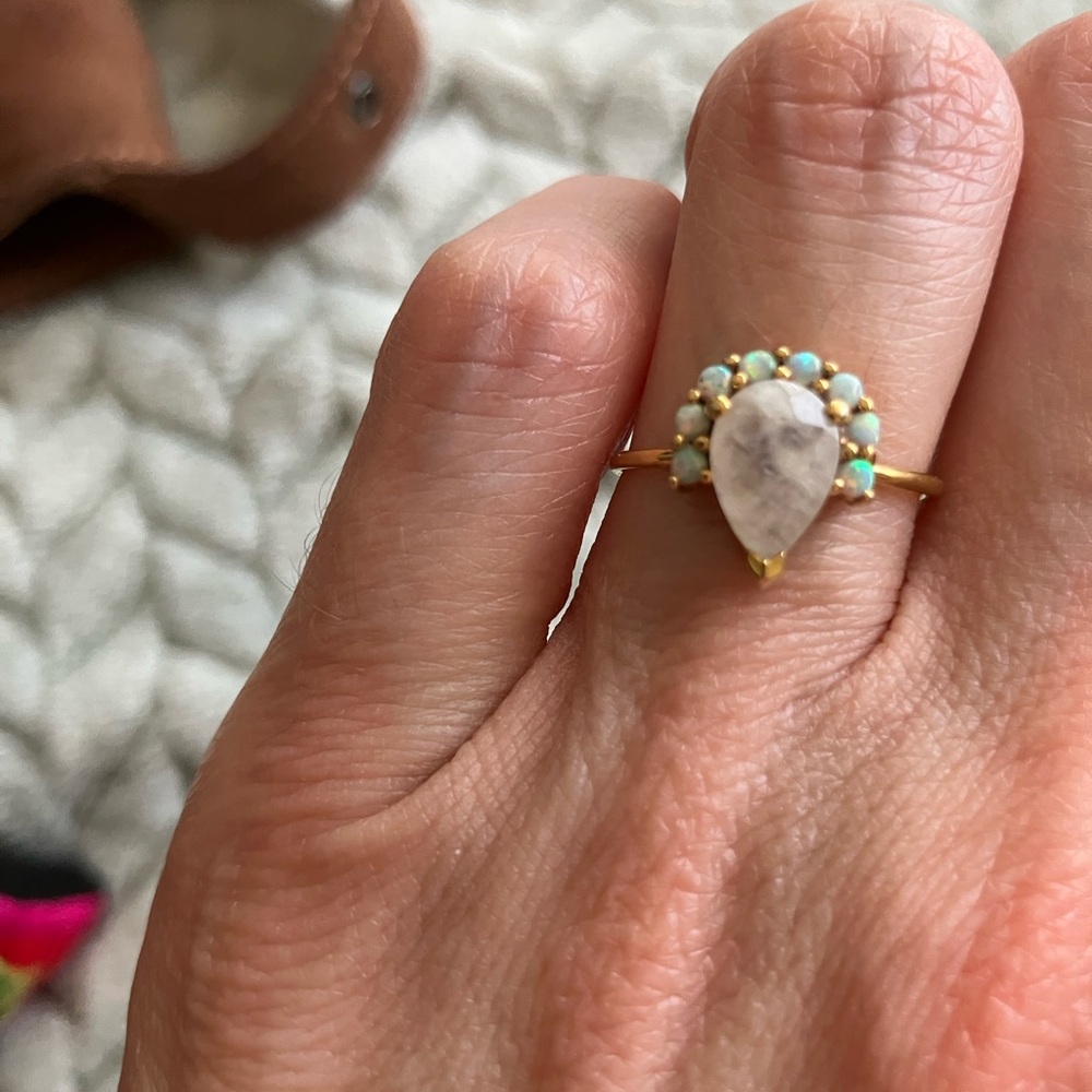 Moonstone & Opal ring 6 - Picture 2 of 8